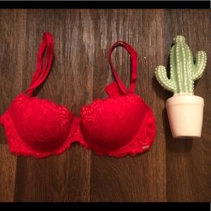 Victoria’s Secret red LACE bra